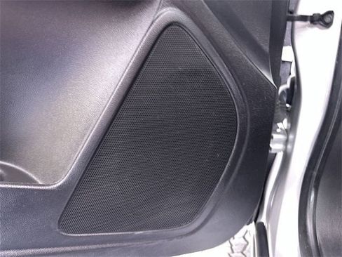 Used 2019 Chevrolet Colorado W/T w/ Custom Special Edition image 25