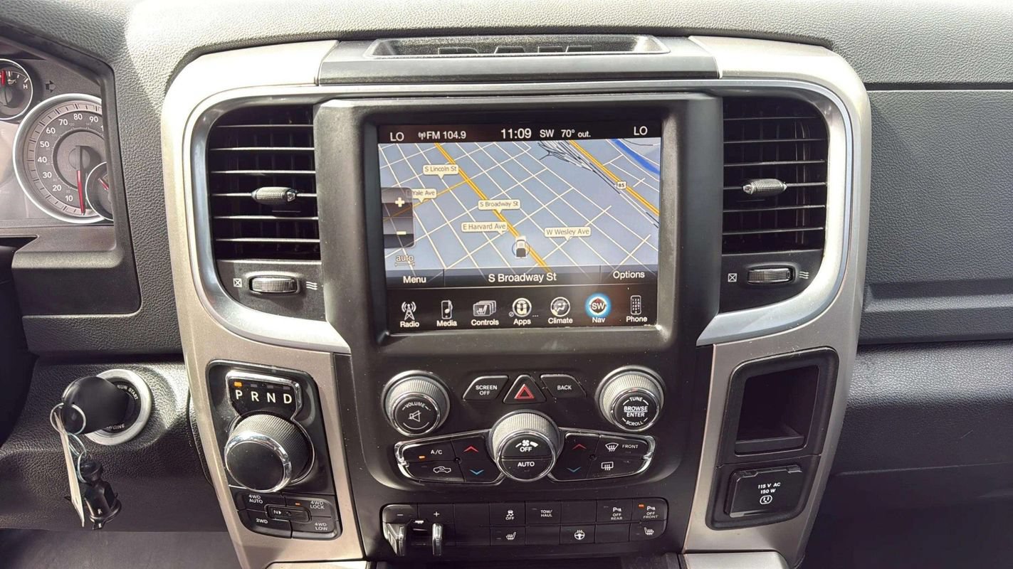 Used 2017 RAM 1500 Big Horn AWD/4WD image 12