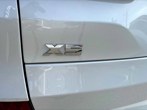 Used 2024 BMW X5 M60i image 31