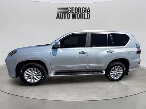 Used 2018 Lexus GX 460 Premium w/ Premium Package AWD/4WD image 12