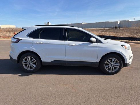 Used 2017 Ford Edge SEL image 4