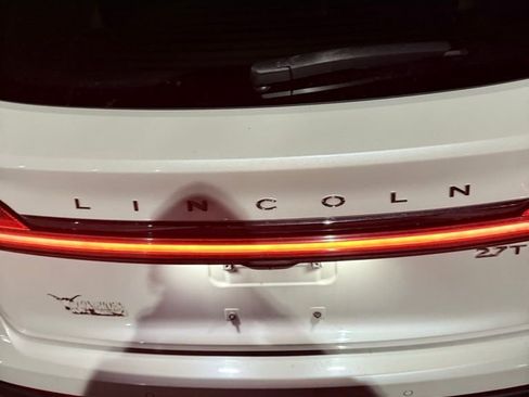 Used 2019 Lincoln Nautilus Reserve w/ Ultimate Package image 7