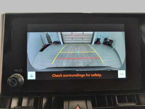 Used 2025 Toyota RAV4 LE AWD/4WD image 14
