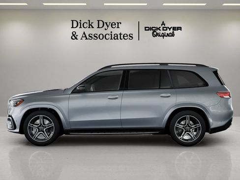 Used 2025 Mercedes-Benz GLS 450 4MATIC image 24