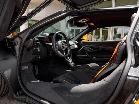New 2027 McLaren 750S RWD image 51