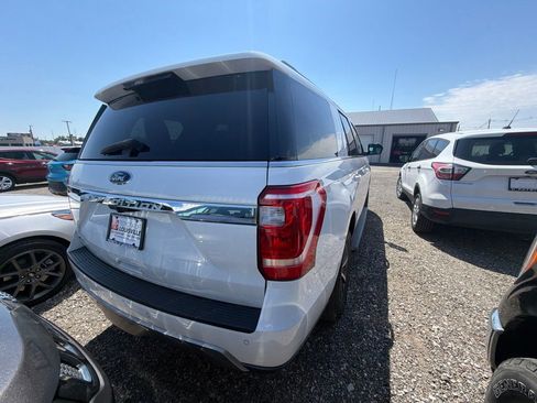 Used 2020 Ford Expedition XLT AWD/4WD image 10
