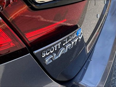 Used 2018 Honda Clarity Touring image 24