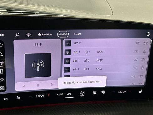 New 2026 Audi SQ5 Premium Plus AWD/4WD image 17