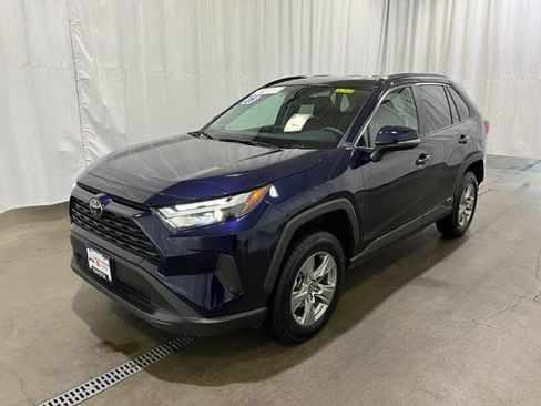 Certified 2025 Toyota RAV4 XLE AWD/4WD image 8