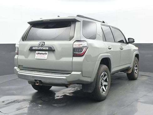 Used 2022 Toyota 4Runner TRD Off-Road Premium w/ Moonroof Package AWD/4WD image 6
