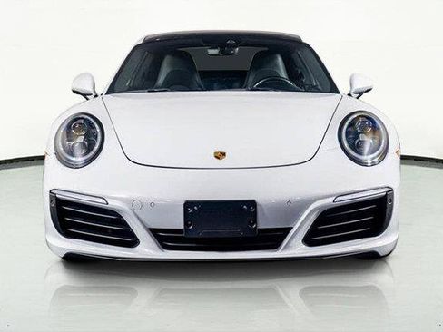 Used 2019 Porsche 911 Carrera 4S AWD/4WD image 22