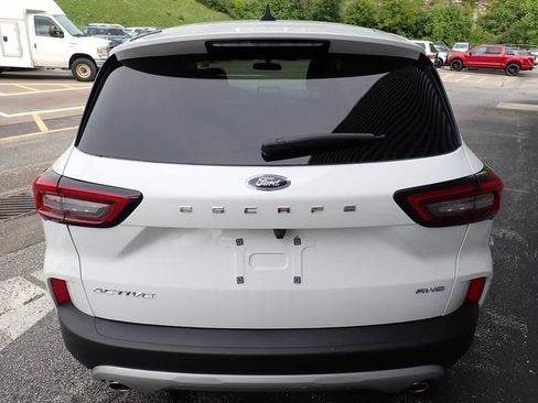 Certified 2025 Ford Escape Active w/ Cold Weather Package AWD/4WD image 6