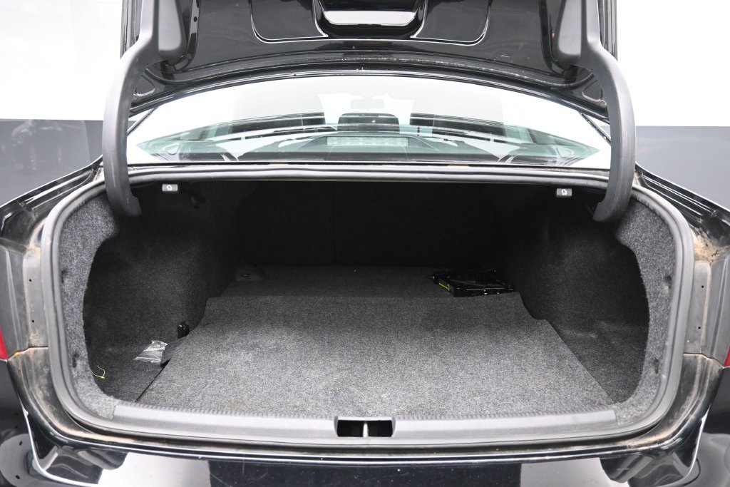 Used 2015 Volkswagen Passat 1.8T Wolfsburg Edition FWD image 24