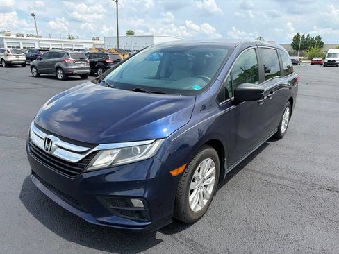 Used 2019 Honda Odyssey LX image 3