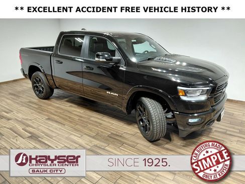 Used 2022 RAM 1500 Laramie AWD/4WD image 18