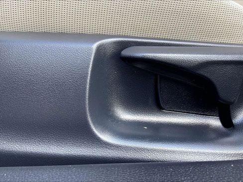 Certified 2025 Toyota Corolla LE image 34