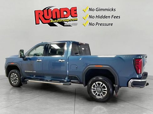 Used 2024 GMC Sierra 2500 SLT w/ SLT Convenience Package AWD/4WD image 4