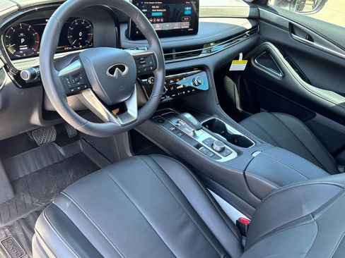 Certified 2026 INFINITI QX60 Luxe w/ Cargo Package FWD image 16