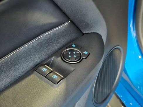 Used 2020 Ford Mustang Shelby GT500 w/ Technology Package RWD image 21