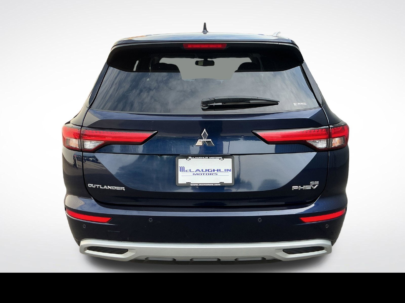 Used 2024 Mitsubishi Outlander 4WD Plug-In Hybrid image 4