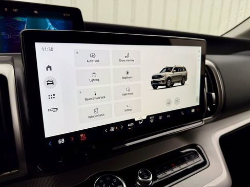 New 2025 Ford Expedition Active image 35