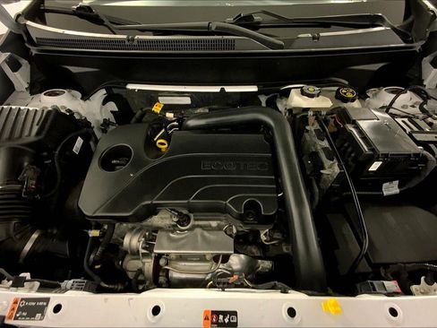 Used 2024 Chevrolet Equinox LT image 10