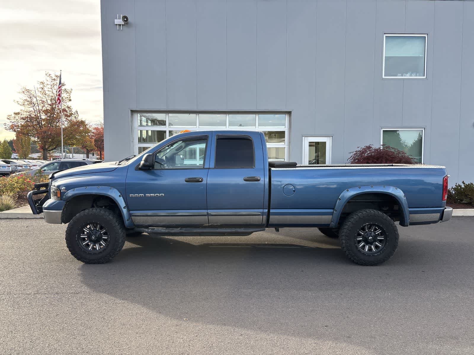 Used 2004 Dodge Ram 3500 Truck SLT w/ Sport Appearance Group AWD/4WD image 2