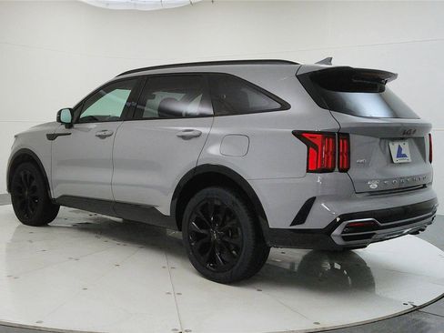 Used 2022 Kia Sorento SX image 6