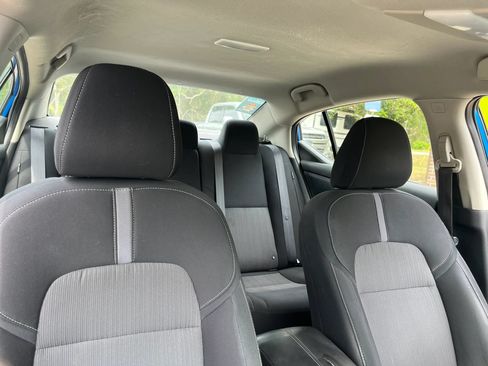 Used 2022 Nissan Sentra SV FWD image 25