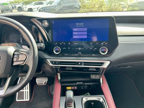 Used 2024 Lexus RX 500h F Sport w/ Convenience Package image 19