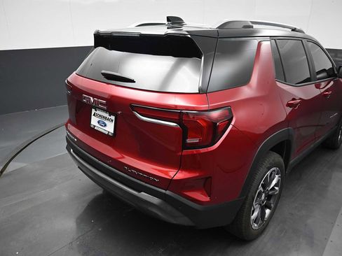 Used 2026 GMC Terrain Elevation w/ Elevation Premium Package FWD image 12