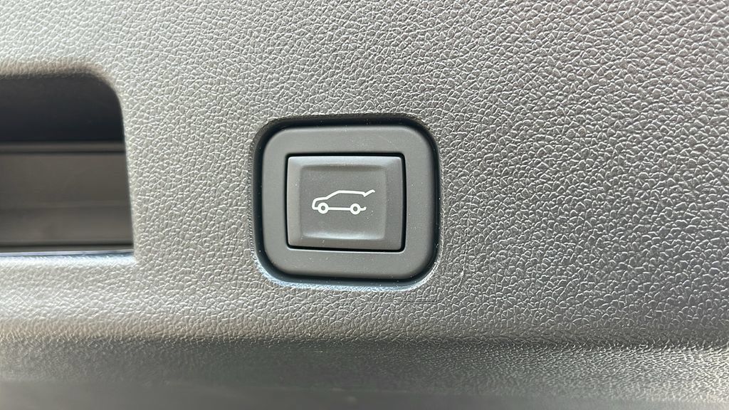 Used 2026 GMC Acadia Elevation w/ Black Edition FWD image 27