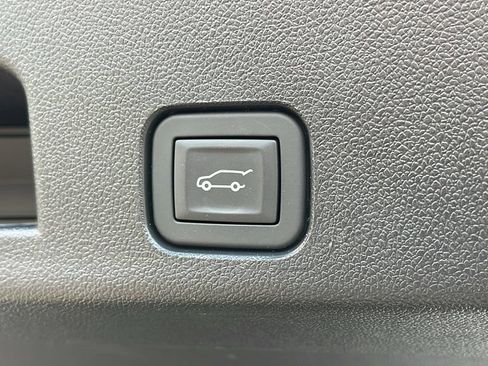 Used 2026 GMC Acadia Elevation w/ Black Edition FWD image 27