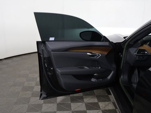 Used 2023 Audi e-tron GT Premium Plus image 21