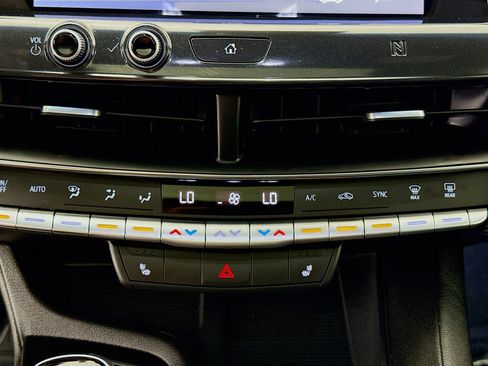 Used 2021 Cadillac CT5 Luxury w/ Sun And Sound Package RWD image 18