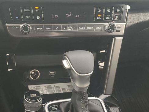 New 2026 Kia Seltos EX image 17