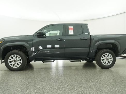 New 2025 Toyota Tacoma SR5 image 19