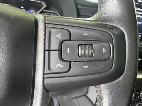 Used 2021 GMC Yukon SLT image 31