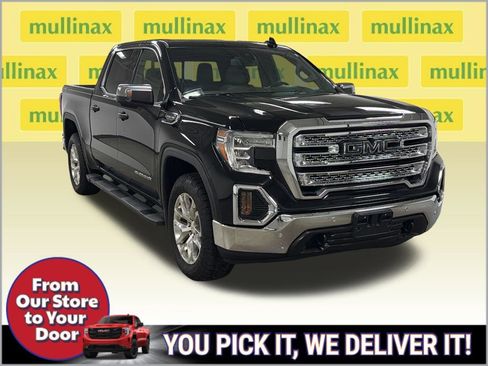 Used 2019 GMC Sierra 1500 SLT w/ SLT Premium Plus Package AWD/4WD image 2