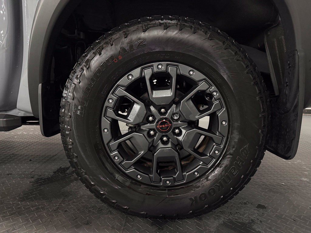 Used 2023 Nissan Frontier PRO-4X w/ Pro-4X Premium Package AWD/4WD image 7