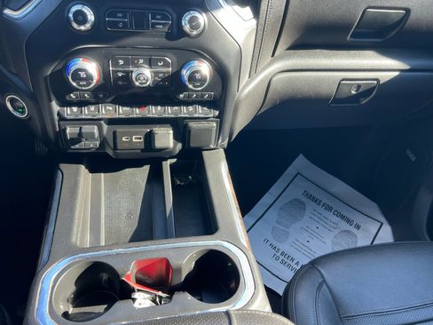 Used 2023 GMC Sierra 2500 Denali w/ Denali Black Diamond Edition image 36