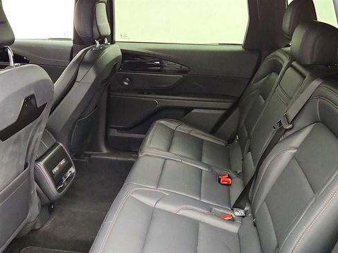 Used 2024 Lincoln Nautilus Premier w/ Equipment Group 102A AWD/4WD image 20