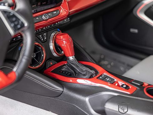 Used 2017 Chevrolet Camaro LT RWD image 18