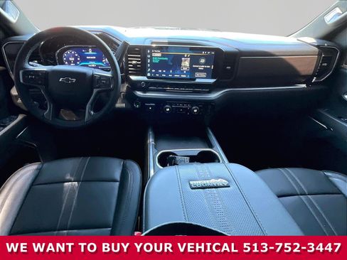 Used 2024 Chevrolet Silverado 2500 High Country w/ High Country Premium Package AWD/4WD image 8