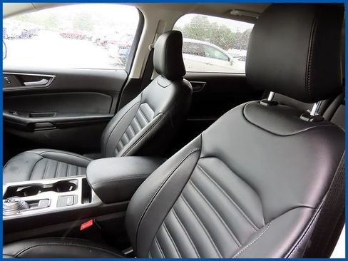 Used 2022 Ford Edge SEL w/ Convenience Package AWD/4WD image 13