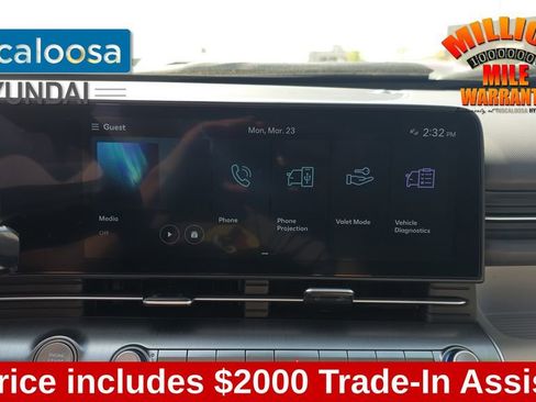 Used 2025 Hyundai Kona SEL image 19
