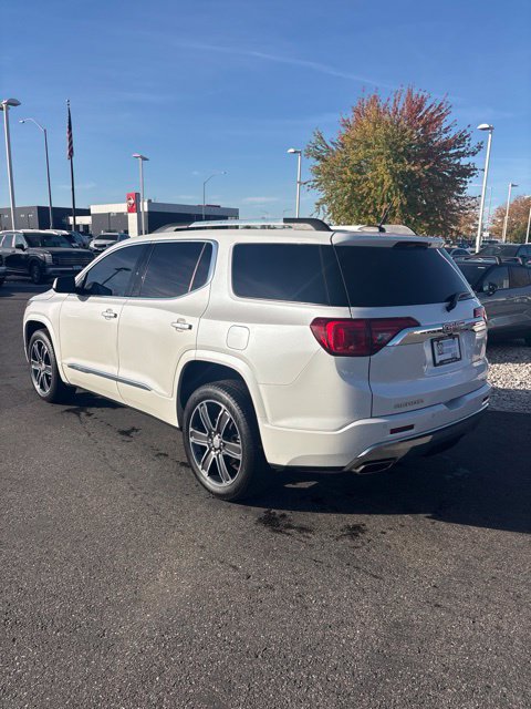 Used 2017 GMC Acadia Denali AWD/4WD image 7