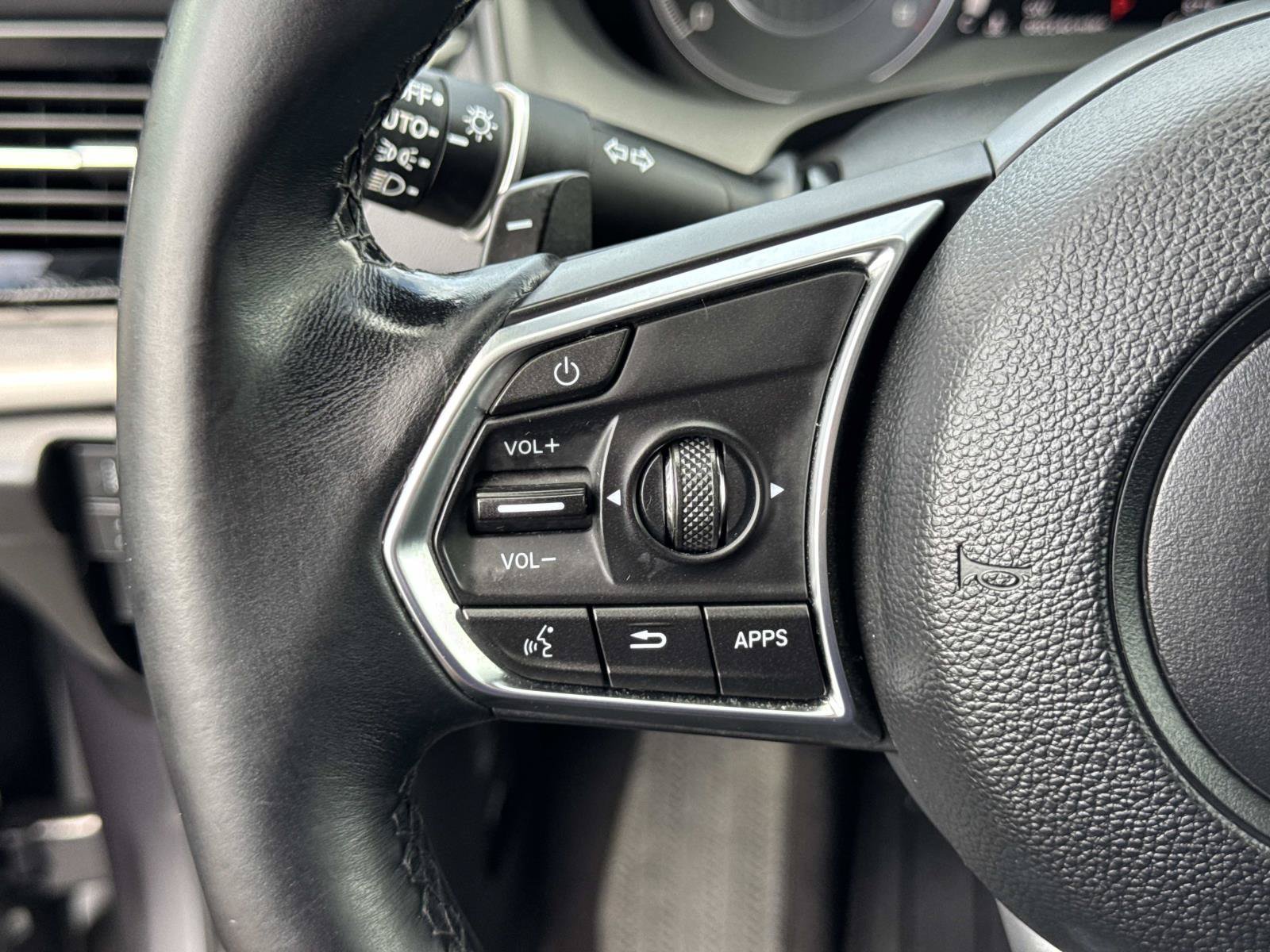 Used 2019 Acura RDX FWD image 11