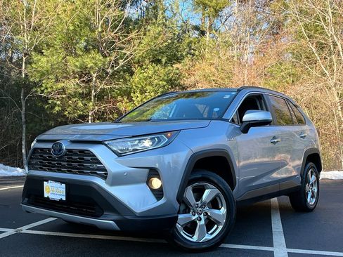 Used 2021 Toyota RAV4 Limited image 1