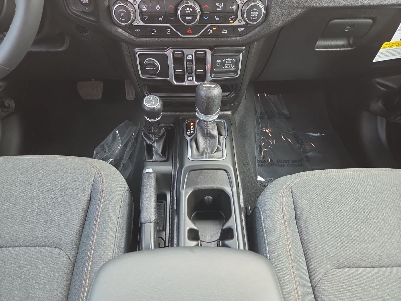 Used 2026 Jeep Wrangler Unlimited Sport AWD/4WD image 13